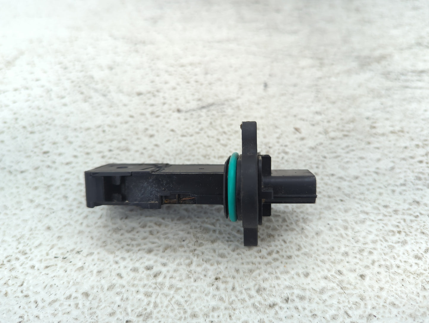 2013-2021 Chevrolet Trax Mass Air Flow Meter Maf 1487937 - Oemusedautoparts1.com