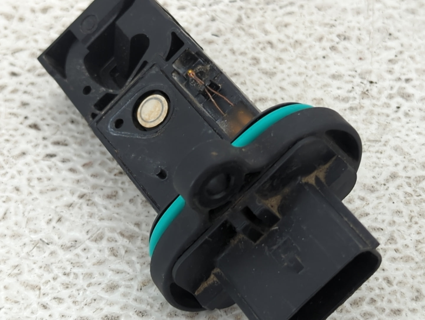 2013-2021 Chevrolet Trax Mass Air Flow Meter Maf 1487937 - Oemusedautoparts1.com