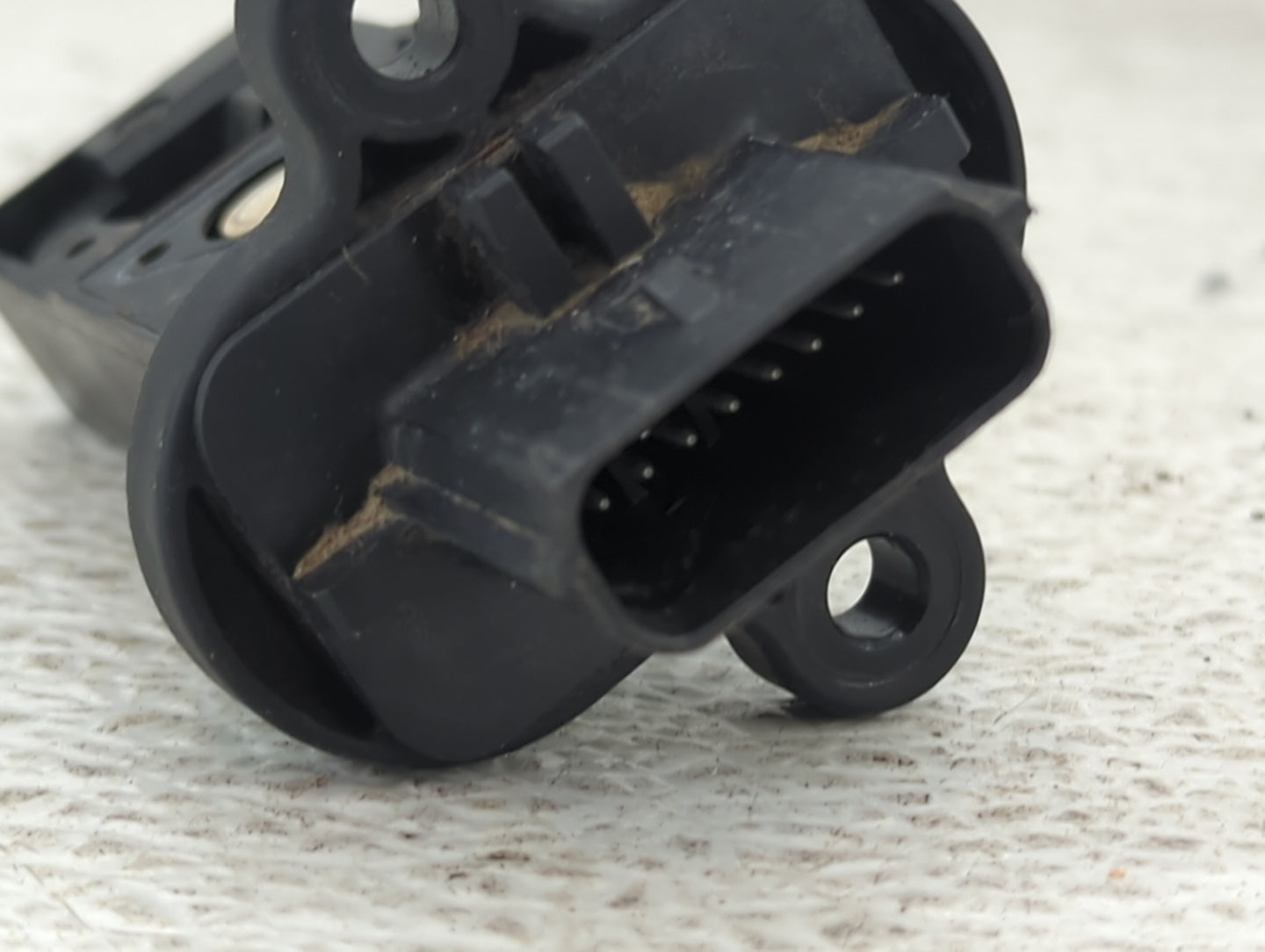 2013-2021 Chevrolet Trax Mass Air Flow Meter Maf 1487937 - Oemusedautoparts1.com