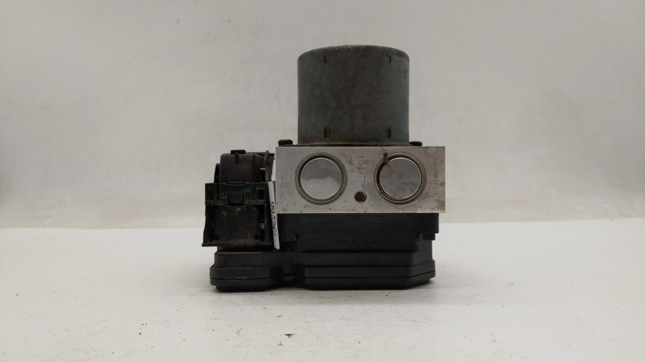 2015 Chevrolet Trax ABS Pump Control Module Replacement P/N:94541506 688250455, 42403007 Fits OEM Used Auto Parts - Oemuseda
