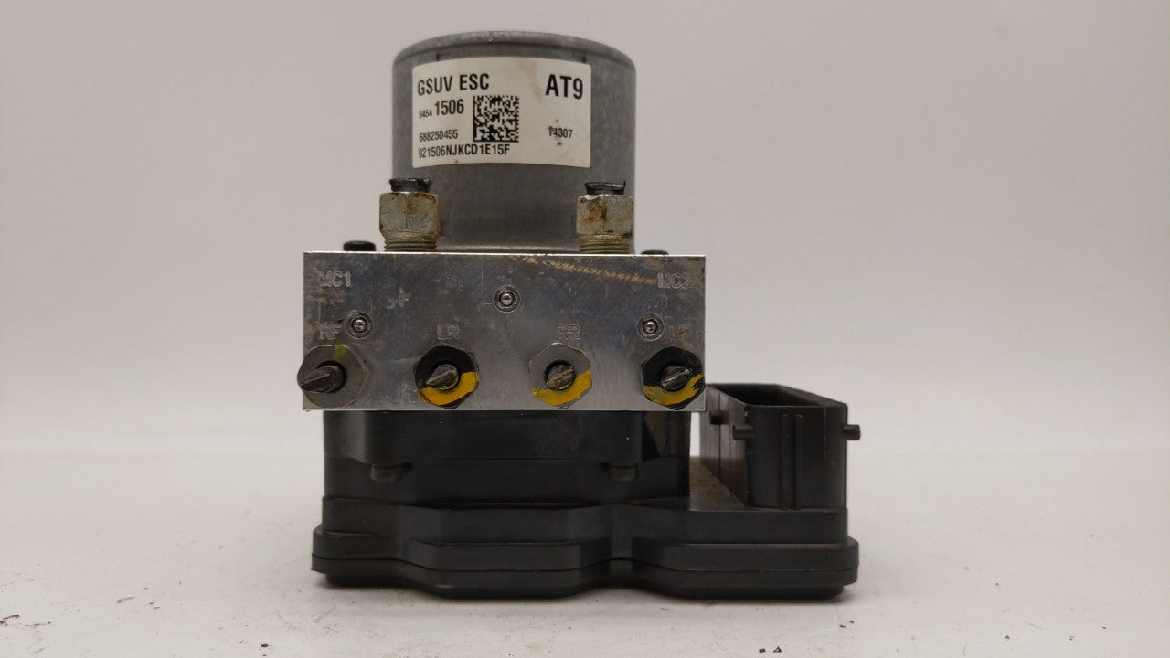 2015 Chevrolet Trax ABS Pump Control Module Replacement P/N:94541506 688250455, 42403007 Fits OEM Used Auto Parts - Oemuseda