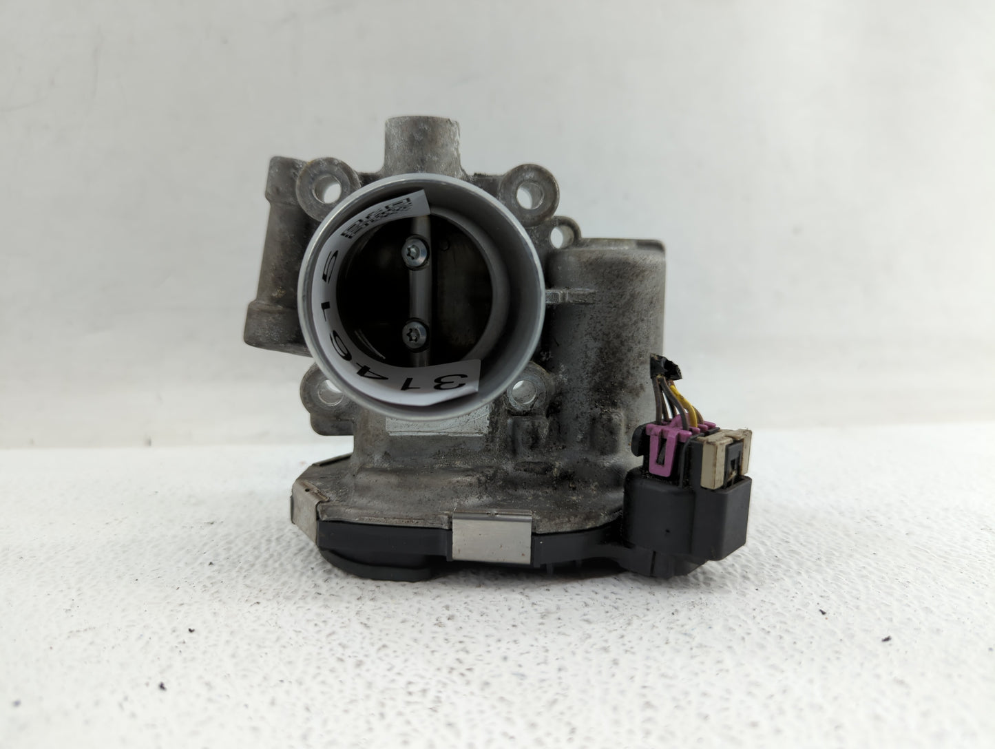 2013-2018 Chevrolet Trax Throttle Body P/N:55565489 55581662 Fits Fits 2011 2012 2013 2014 2015 2016 2017 2018 2019 OEM Used