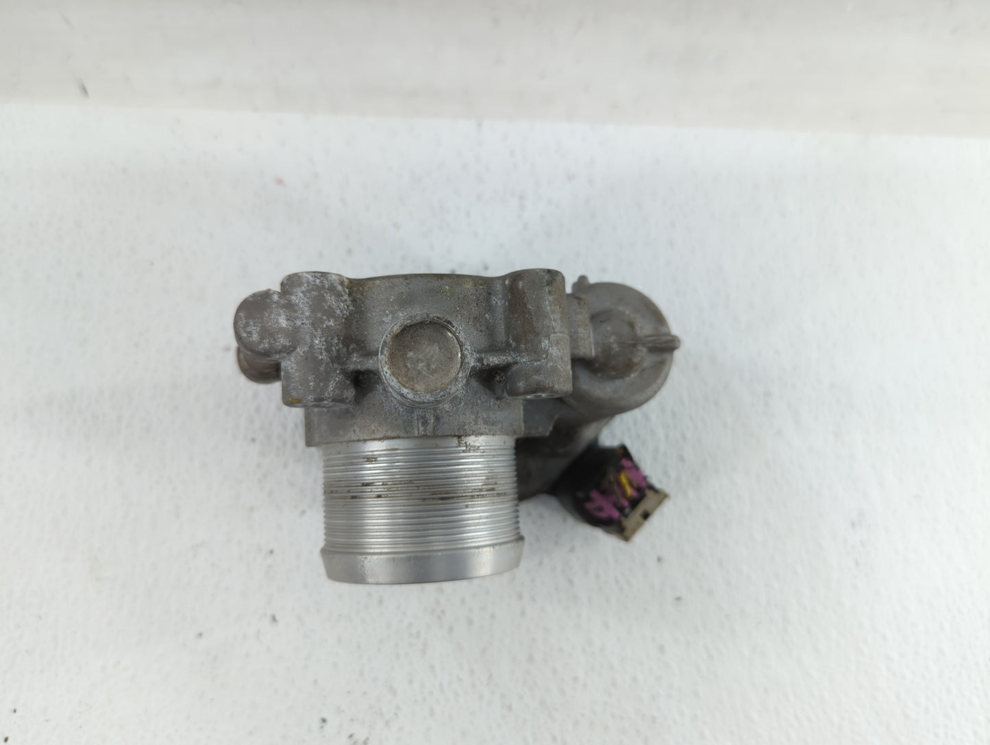 2013-2018 Chevrolet Trax Throttle Body P/N:55565489 55581662 Fits Fits 2011 2012 2013 2014 2015 2016 2017 2018 2019 OEM Used