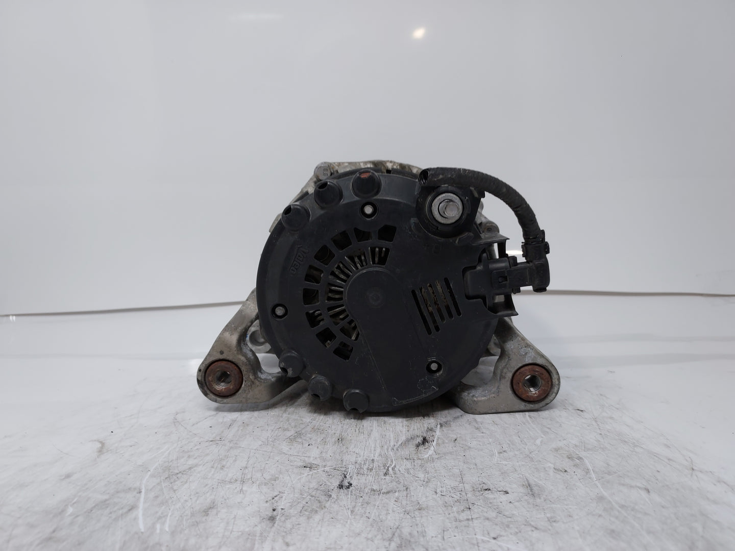 2013-2018 Chevrolet Trax Alternator Replacement Generator Charging Assembly Engine OEM P/N:13597226 13588289 Fits OEM Used A