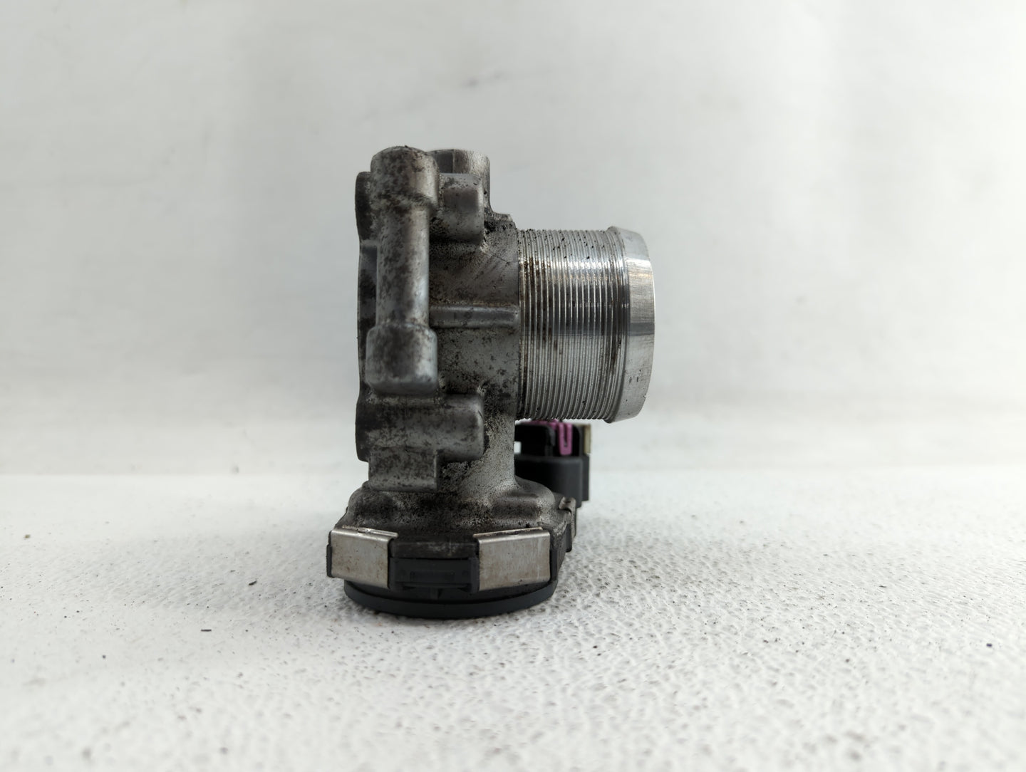 2013-2018 Chevrolet Trax Throttle Body P/N:55565489 55581662 Fits Fits 2011 2012 2013 2014 2015 2016 2017 2018 2019 OEM Used