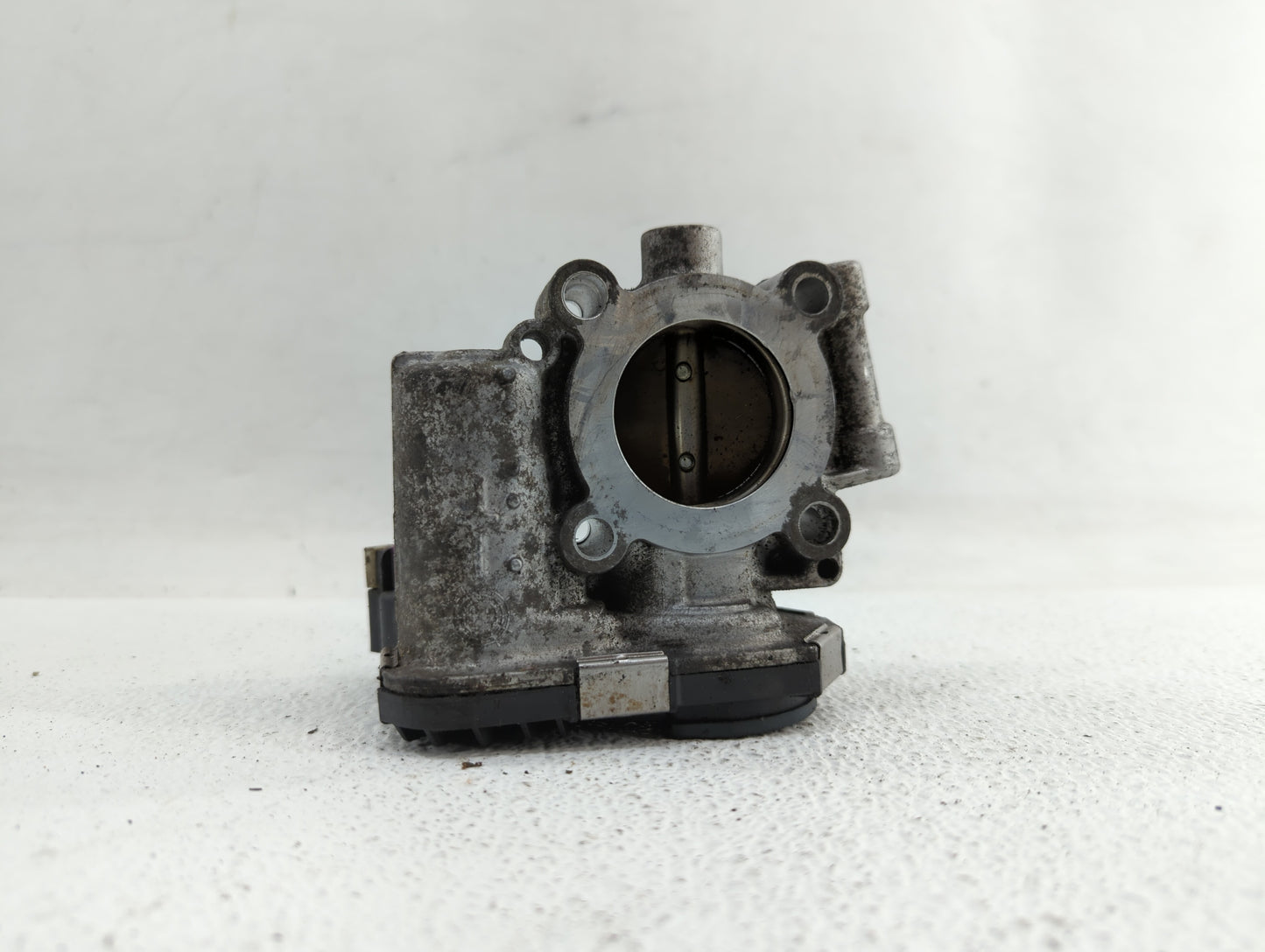 2013-2018 Chevrolet Trax Throttle Body P/N:55565489 55581662 Fits Fits 2011 2012 2013 2014 2015 2016 2017 2018 2019 OEM Used