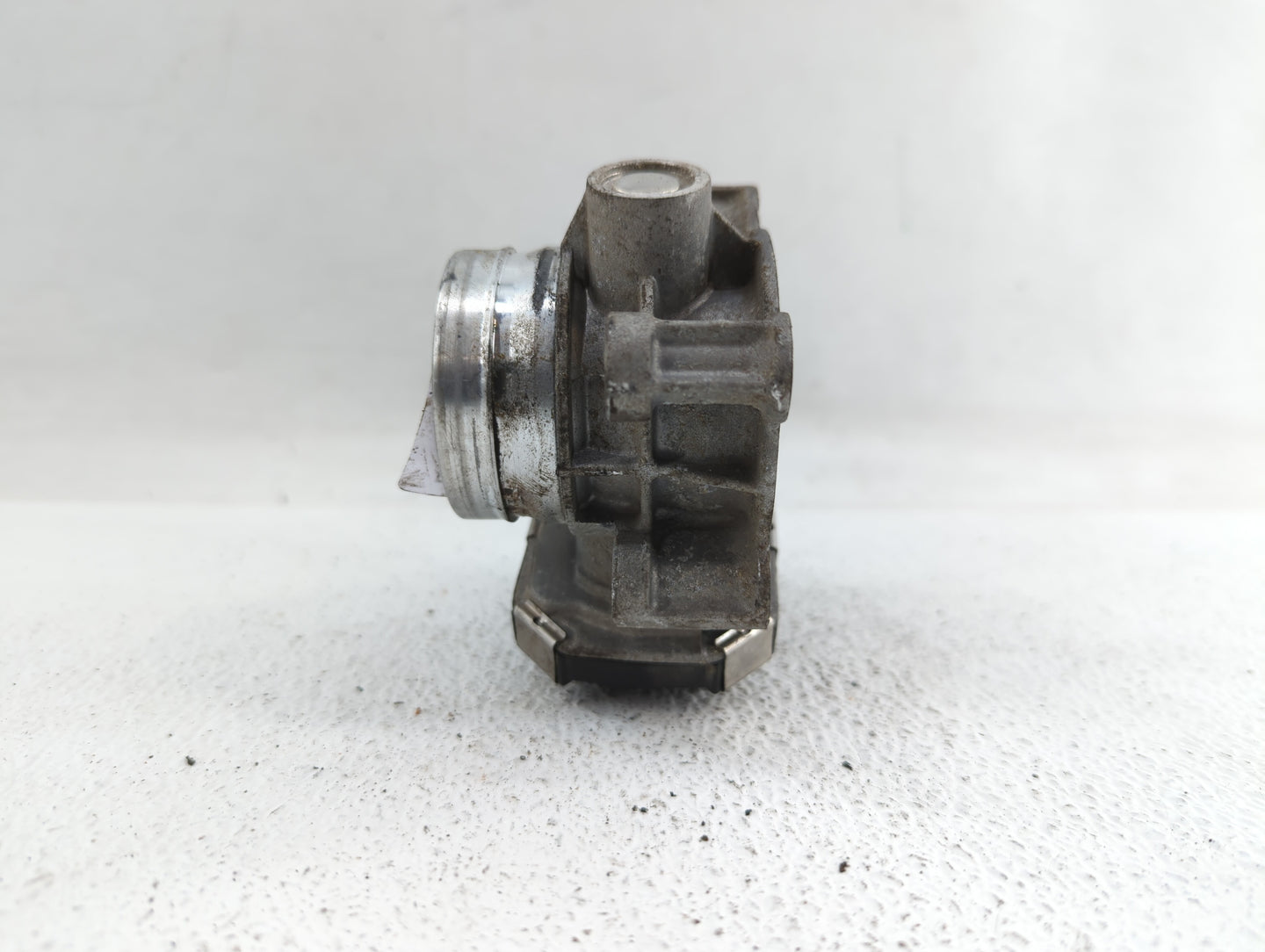 2013-2018 Chevrolet Trax Throttle Body P/N:12644239AA 55565489, 55581662 Fits Fits 2011 2012 2013 2014 2015 2016 2017 2018 2