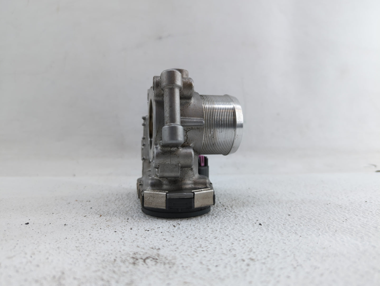 2013-2018 Chevrolet Trax Throttle Body P/N:12644239AA 55565489, 55581662 Fits Fits 2011 2012 2013 2014 2015 2016 2017 2018 2