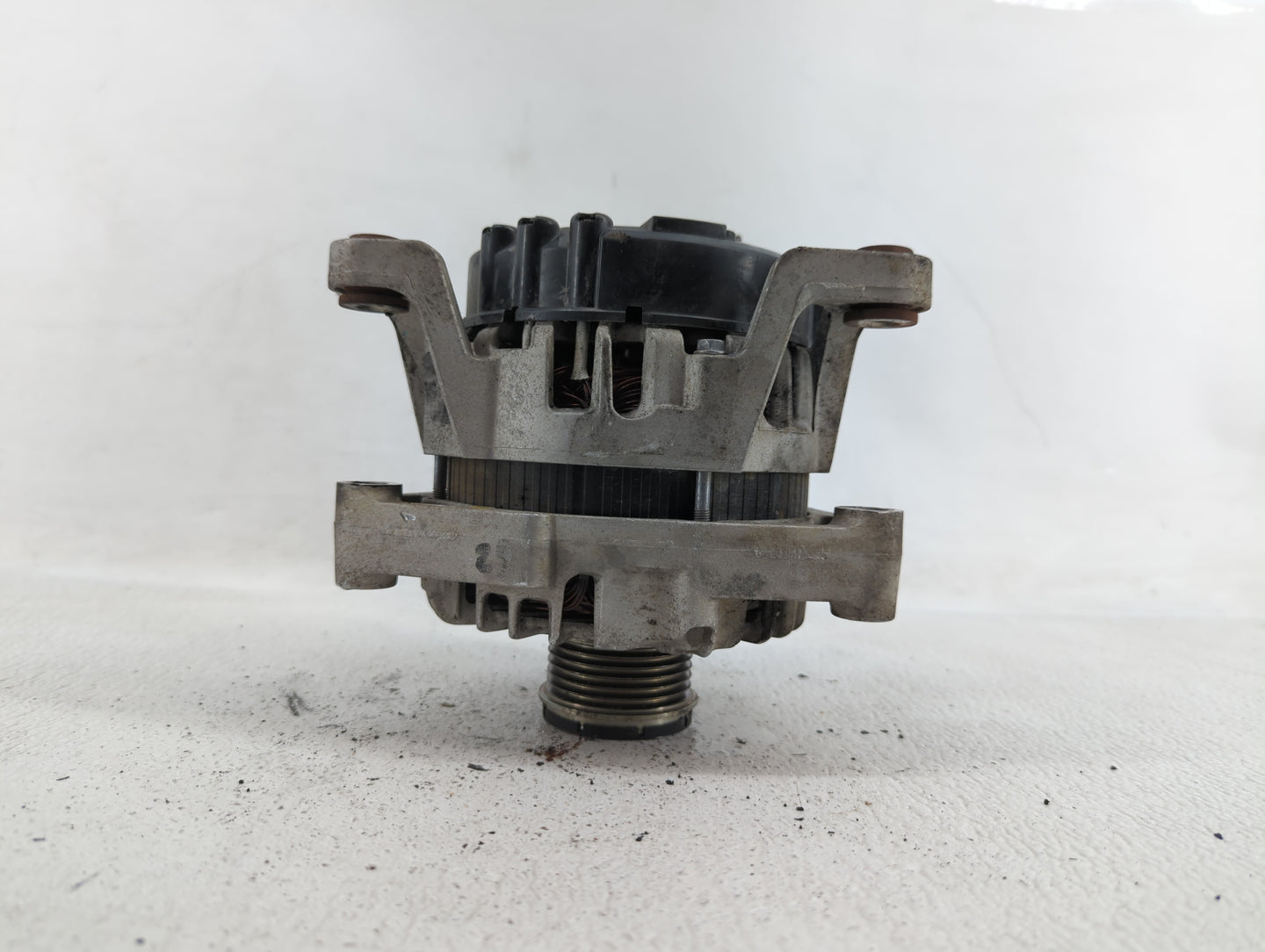 2013-2018 Chevrolet Trax Alternator Replacement Generator Charging Assembly Engine OEM Fits OEM Used Auto Parts - Oemusedaut