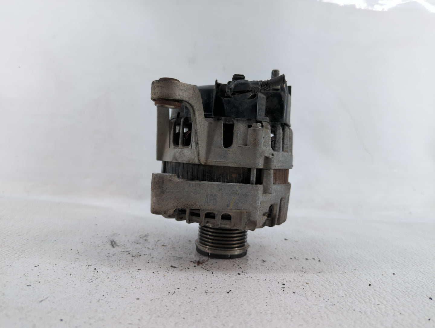 2013-2018 Chevrolet Trax Alternator Replacement Generator Charging Assembly Engine OEM Fits OEM Used Auto Parts - Oemusedaut