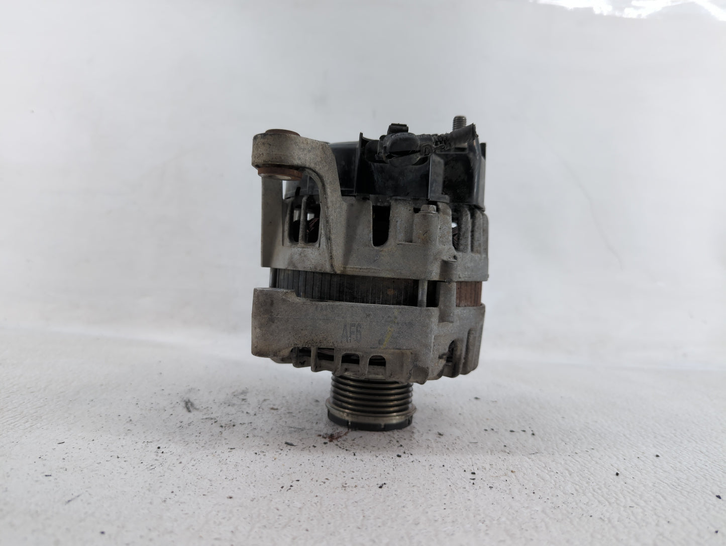 2013-2018 Chevrolet Trax Alternator Replacement Generator Charging Assembly Engine OEM Fits OEM Used Auto Parts - Oemusedaut