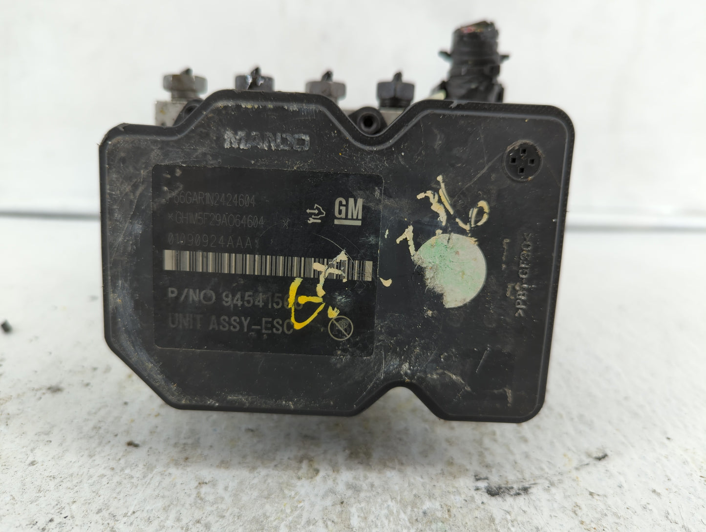 2015 Chevrolet Trax ABS Pump Control Module Replacement P/N:94541506 688250455, 42403007 Fits OEM Used Auto Parts - Oemuseda
