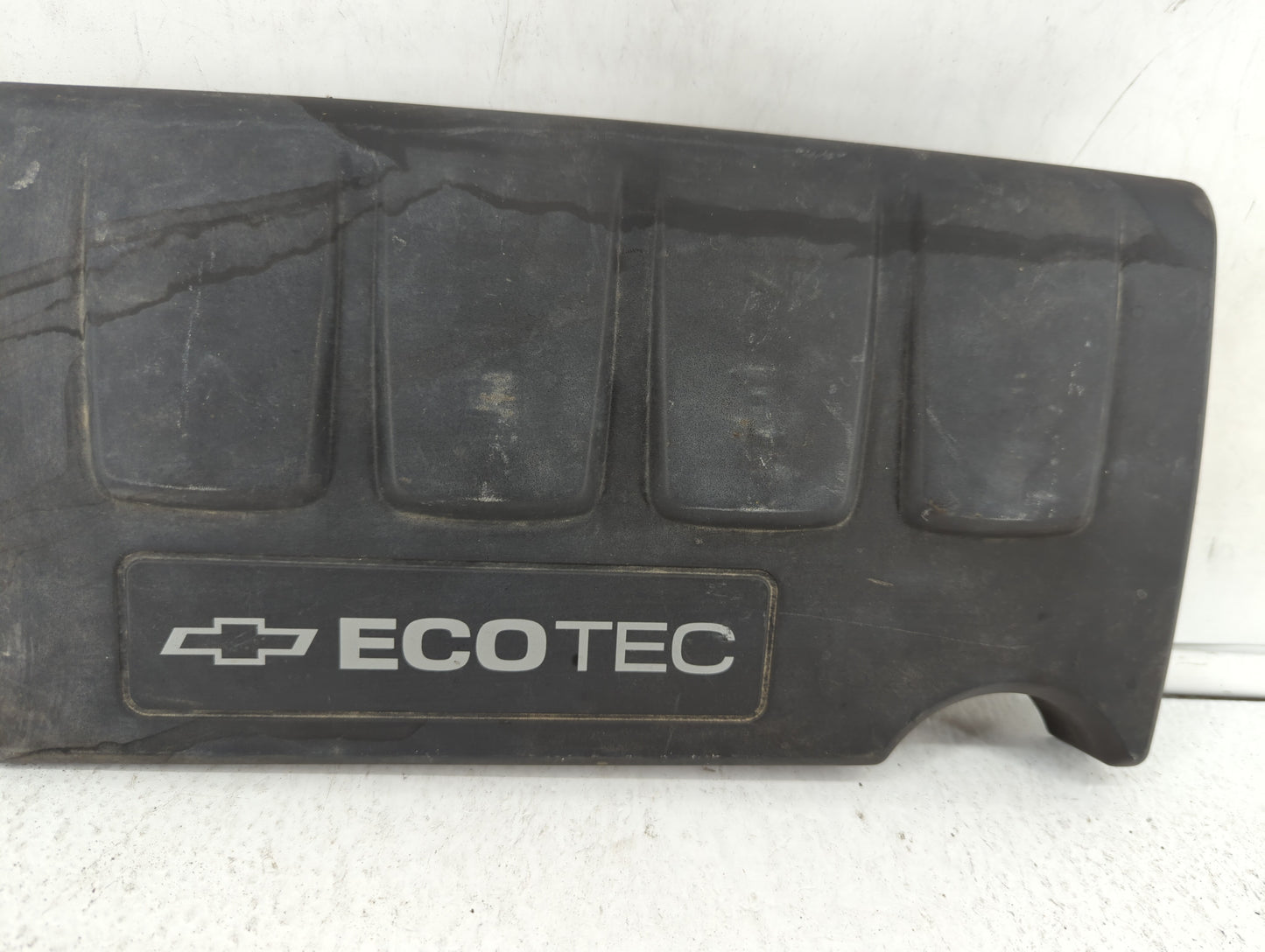 2015 Chevrolet Trax Engine Cover - Oemusedautoparts1.com