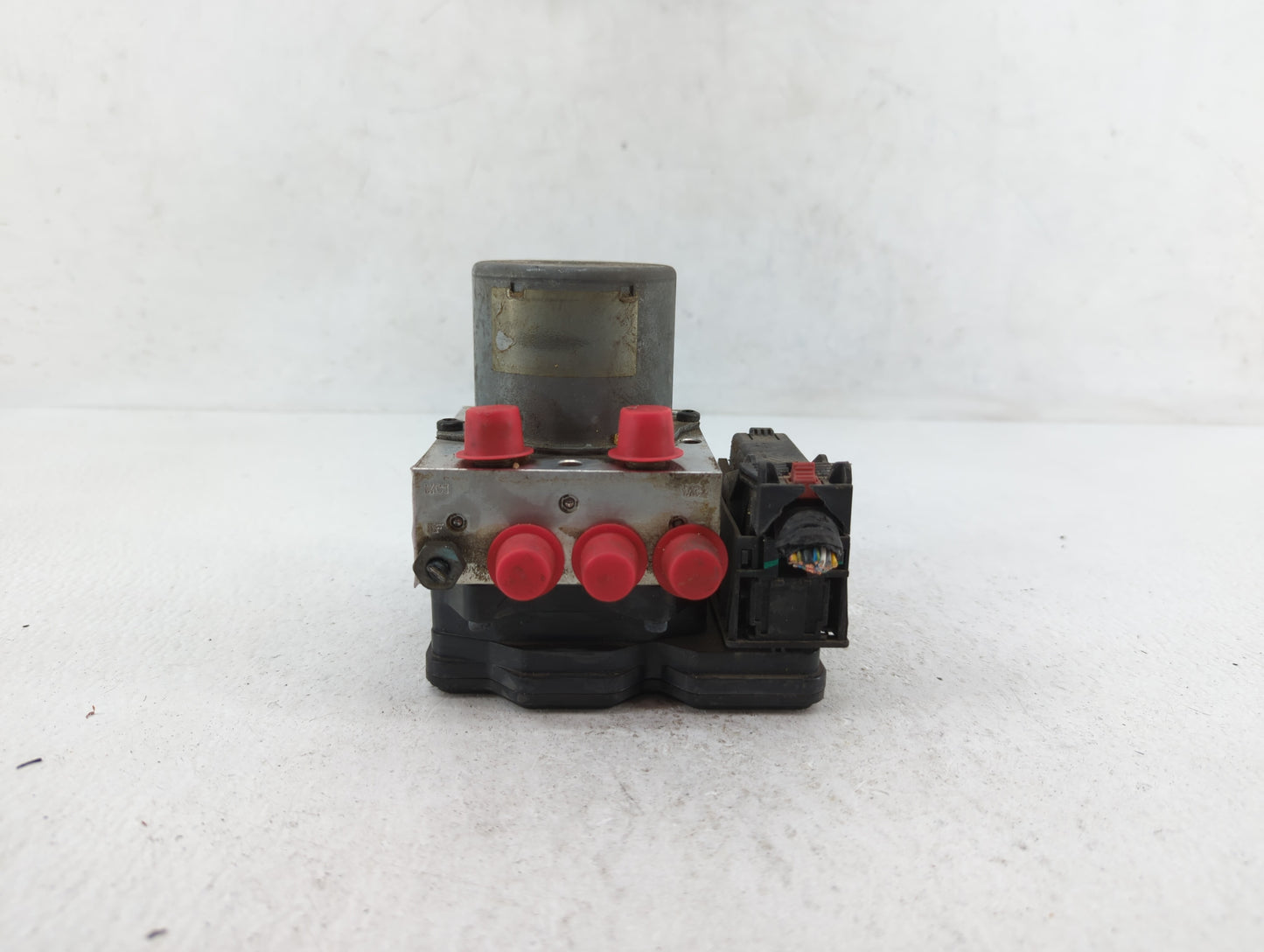 2015 Chevrolet Trax ABS Pump Control Module Replacement P/N:94541506 688250455, 42403007 Fits OEM Used Auto Parts - Oemuseda