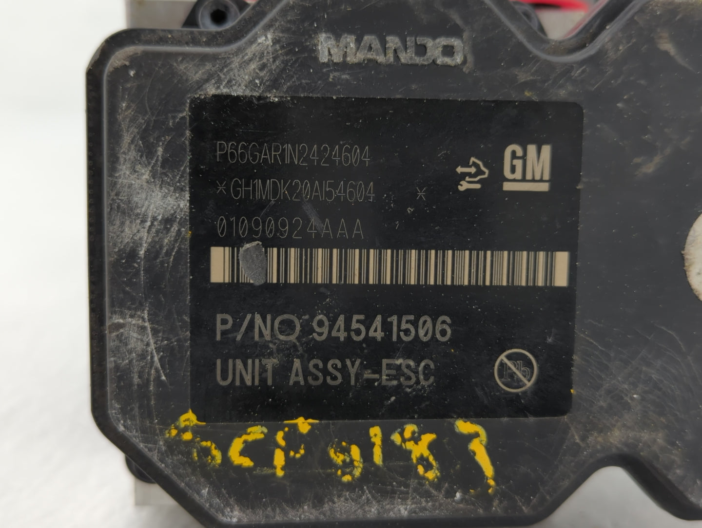 2015 Chevrolet Trax ABS Pump Control Module Replacement P/N:94541506 688250455, 42403007 Fits OEM Used Auto Parts - Oemuseda