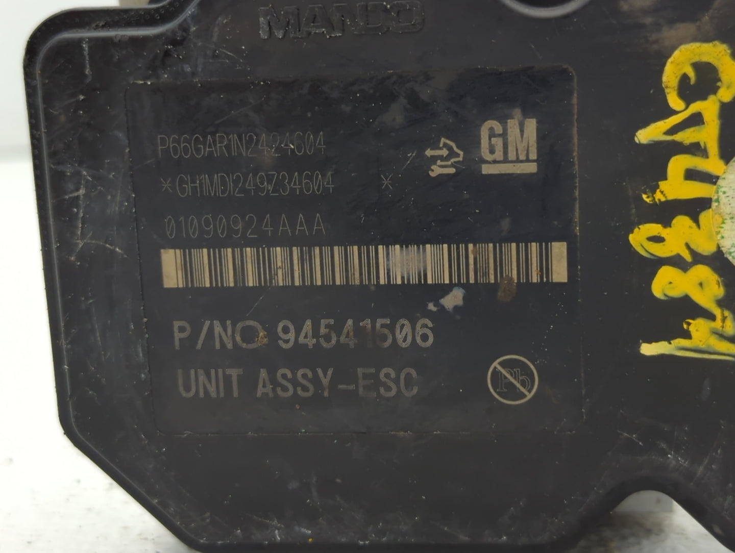2015 Chevrolet Trax ABS Pump Control Module Replacement P/N:94541506 688250455, 42403007 Fits OEM Used Auto Parts - Oemuseda