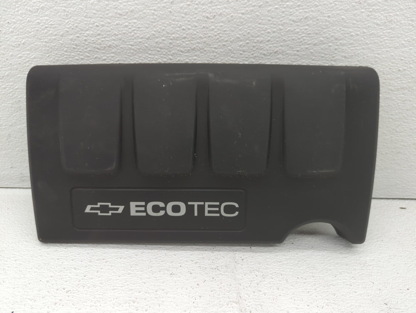2015 Chevrolet Trax Engine Cover - Oemusedautoparts1.com