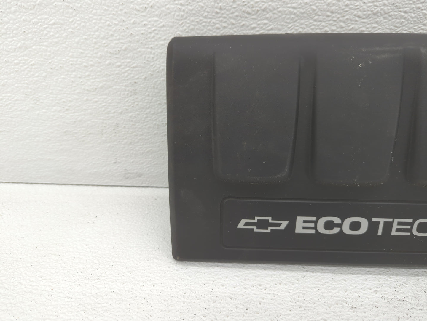 2015 Chevrolet Trax Engine Cover - Oemusedautoparts1.com