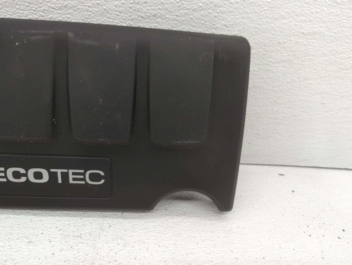 2015 Chevrolet Trax Engine Cover - Oemusedautoparts1.com