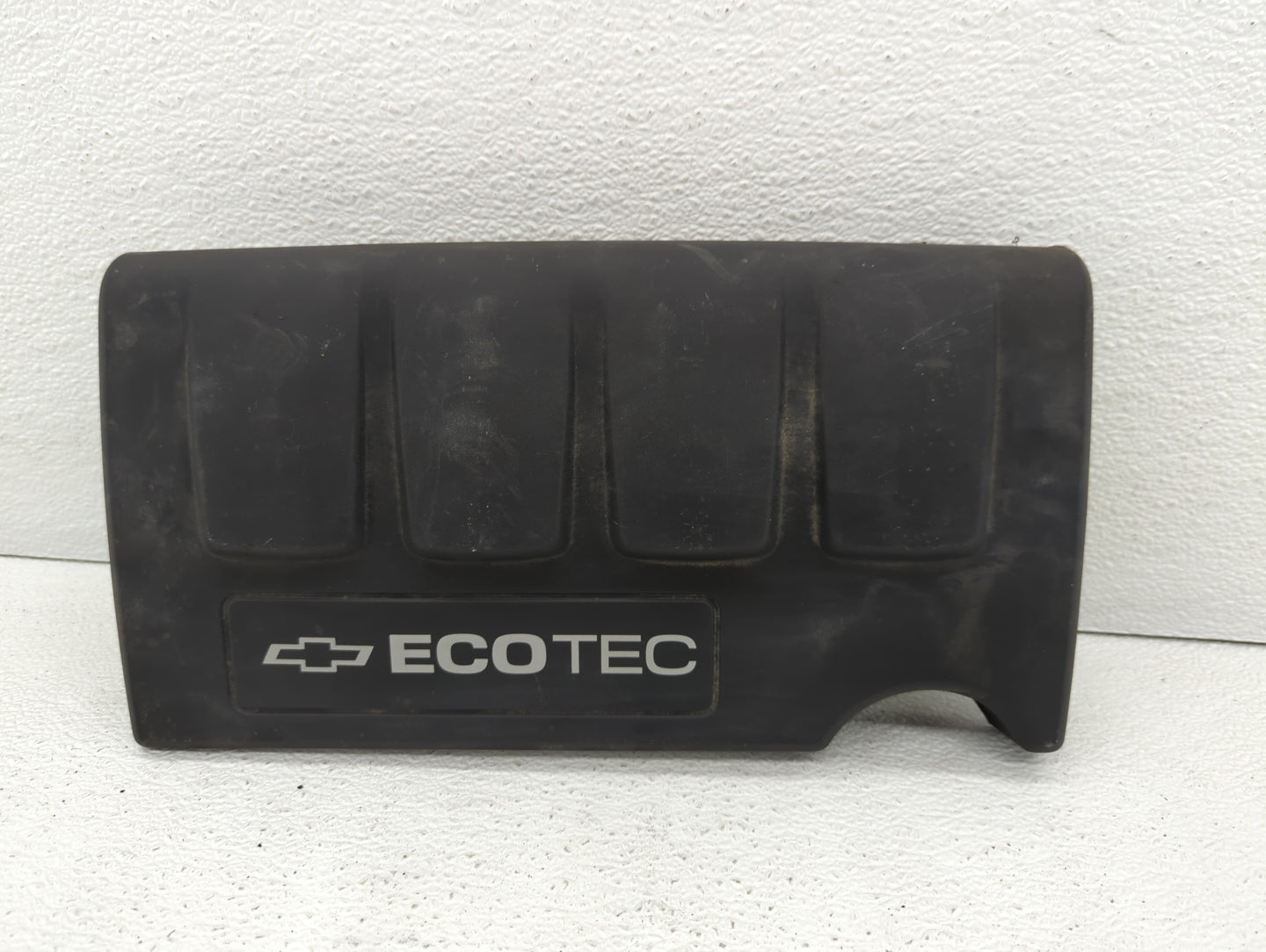 2015 Chevrolet Trax Engine Cover - Oemusedautoparts1.com