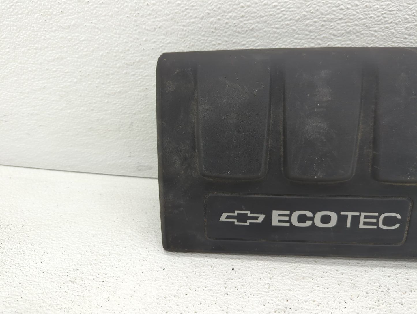 2015 Chevrolet Trax Engine Cover - Oemusedautoparts1.com