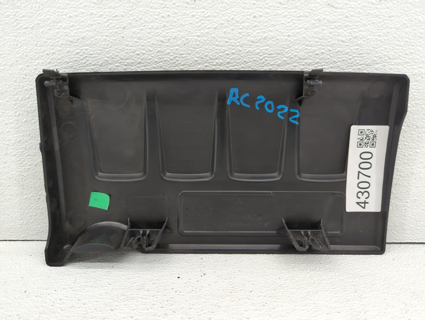 2015 Chevrolet Trax Engine Cover - Oemusedautoparts1.com