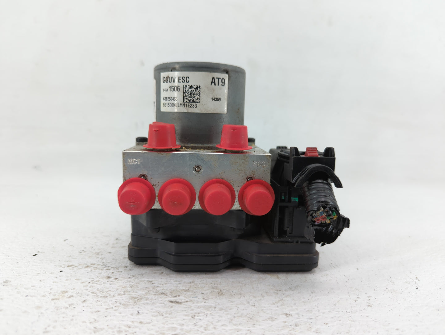 2015 Chevrolet Trax ABS Pump Control Module Replacement P/N:94541506 42403007 Fits OEM Used Auto Parts - Oemusedautoparts1.c
