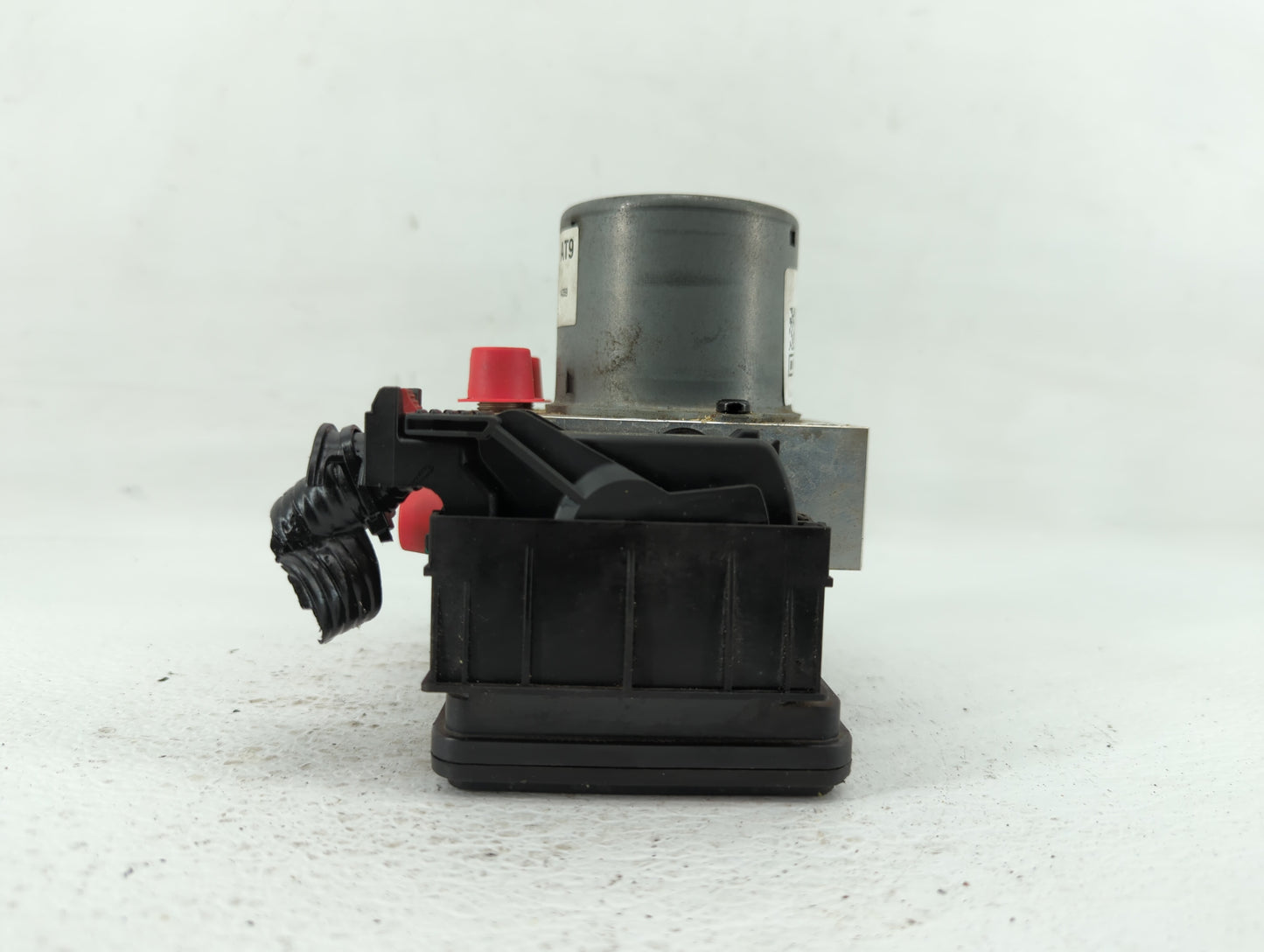 2015 Chevrolet Trax ABS Pump Control Module Replacement P/N:94541506 42403007 Fits OEM Used Auto Parts - Oemusedautoparts1.c