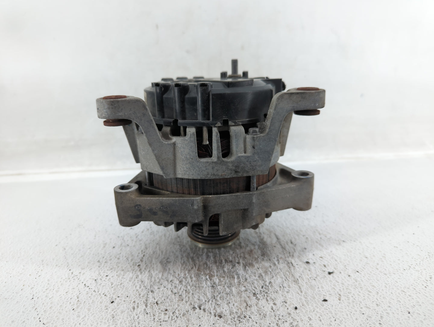 2013-2021 Chevrolet Trax Alternator Replacement Generator Charging Assembly Engine OEM P/N:13588289 Fits OEM Used Auto Parts