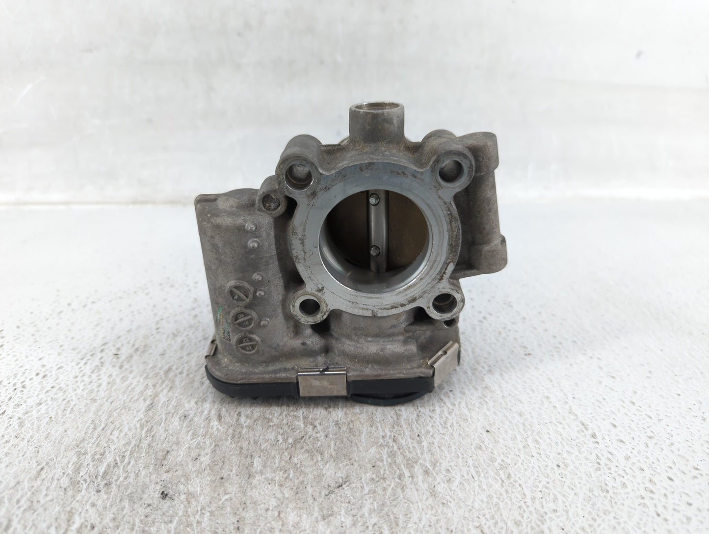 2013-2021 Chevrolet Trax Throttle Body P/N:55581662 Fits Fits 2011 2012 2013 2014 2015 2016 2017 2018 2019 2020 2021 OEM Use