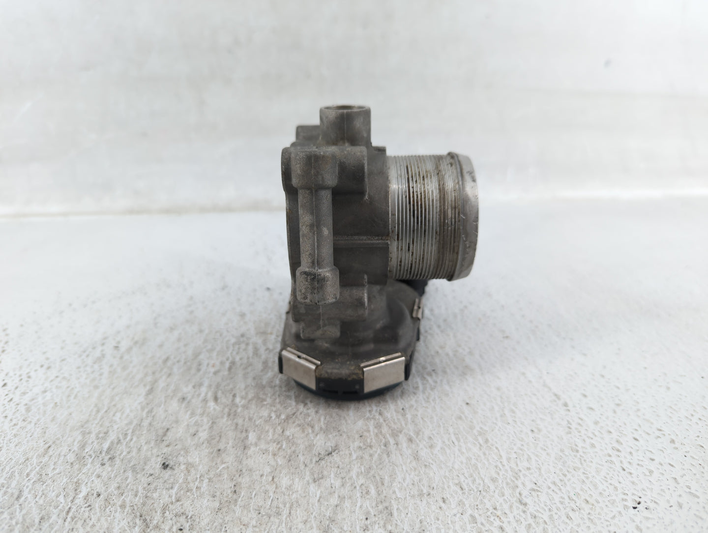 2013-2021 Chevrolet Trax Throttle Body P/N:55581662 Fits Fits 2011 2012 2013 2014 2015 2016 2017 2018 2019 2020 2021 OEM Use