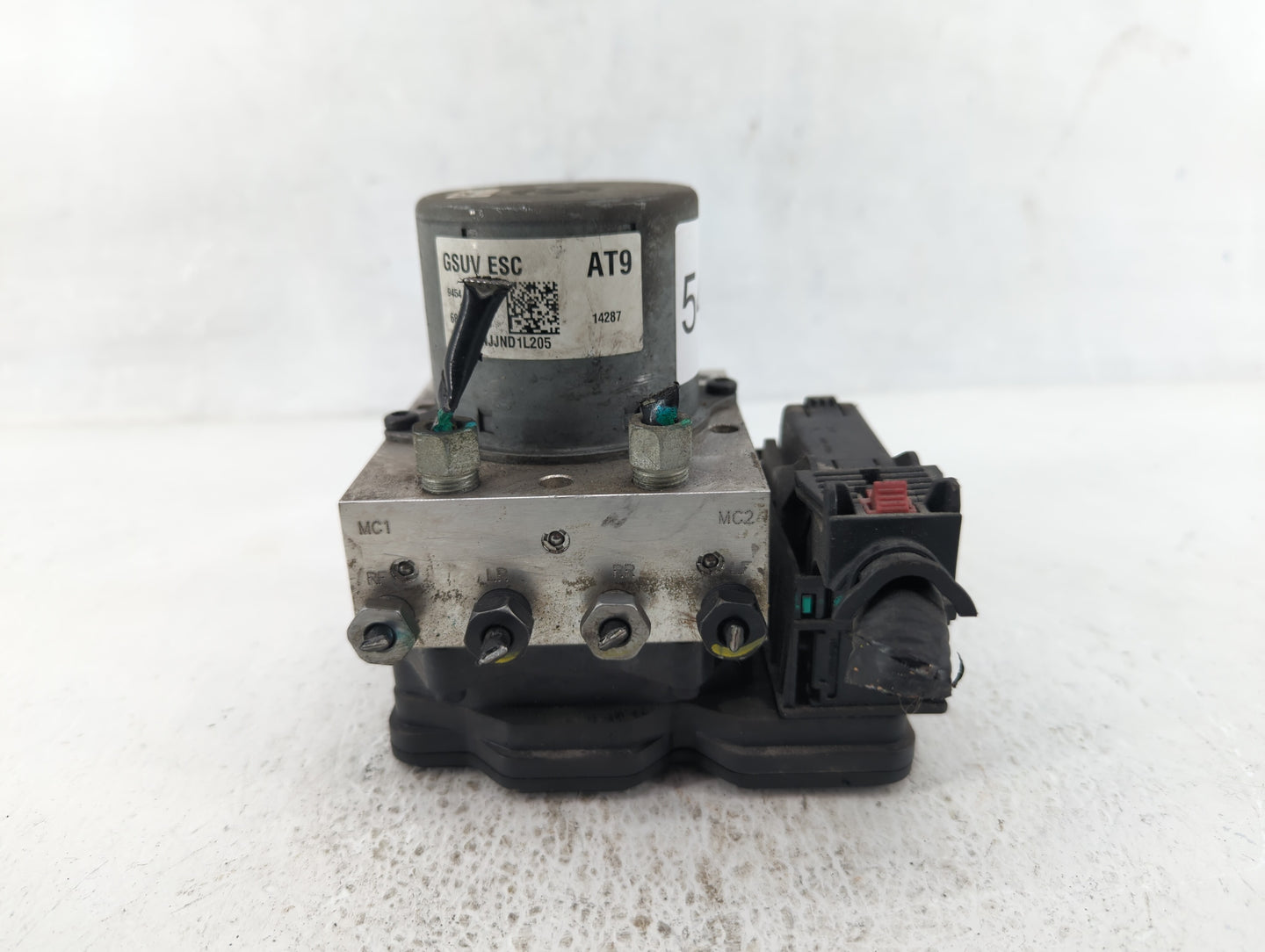 2015 Chevrolet Trax ABS Pump Control Module Replacement P/N:94541506 Fits OEM Used Auto Parts - Oemusedautoparts1.com
