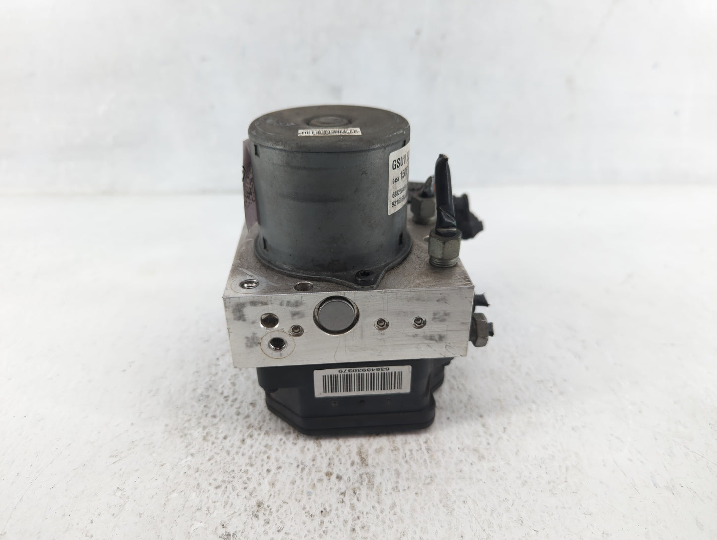 2015 Chevrolet Trax ABS Pump Control Module Replacement P/N:94541506 Fits OEM Used Auto Parts - Oemusedautoparts1.com
