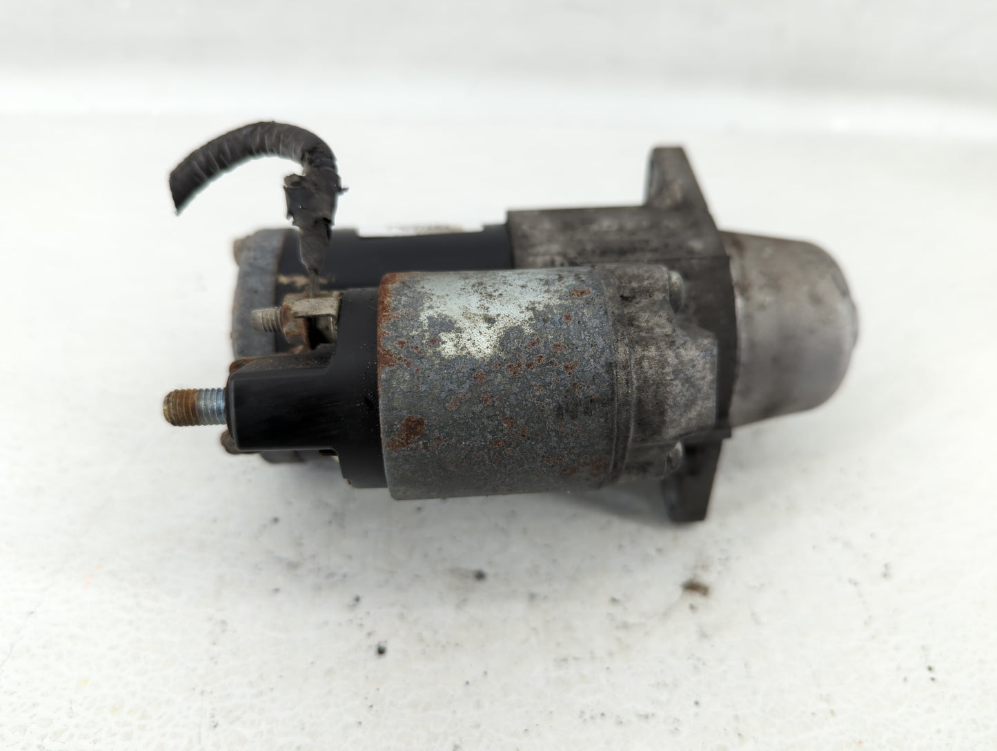 2013-2021 Chevrolet Trax Car Starter Motor Solenoid OEM P/N:M000T39172ZC 55595603 Fits OEM Used Auto Parts - Oemusedautopart