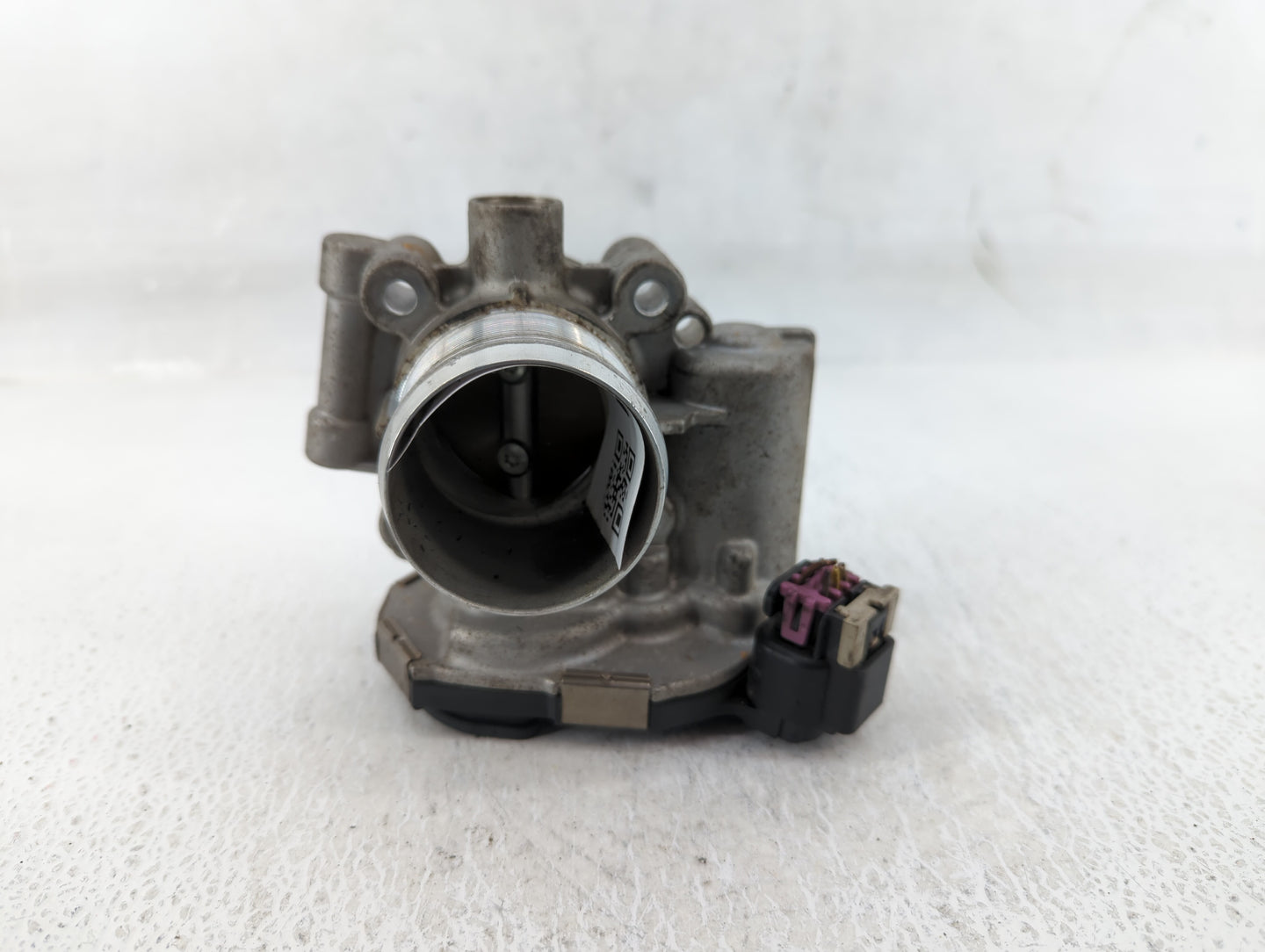 2013-2021 Chevrolet Trax Throttle Body P/N:55581662 Fits Fits 2011 2012 2013 2014 2015 2016 2017 2018 2019 2020 2021 OEM Use