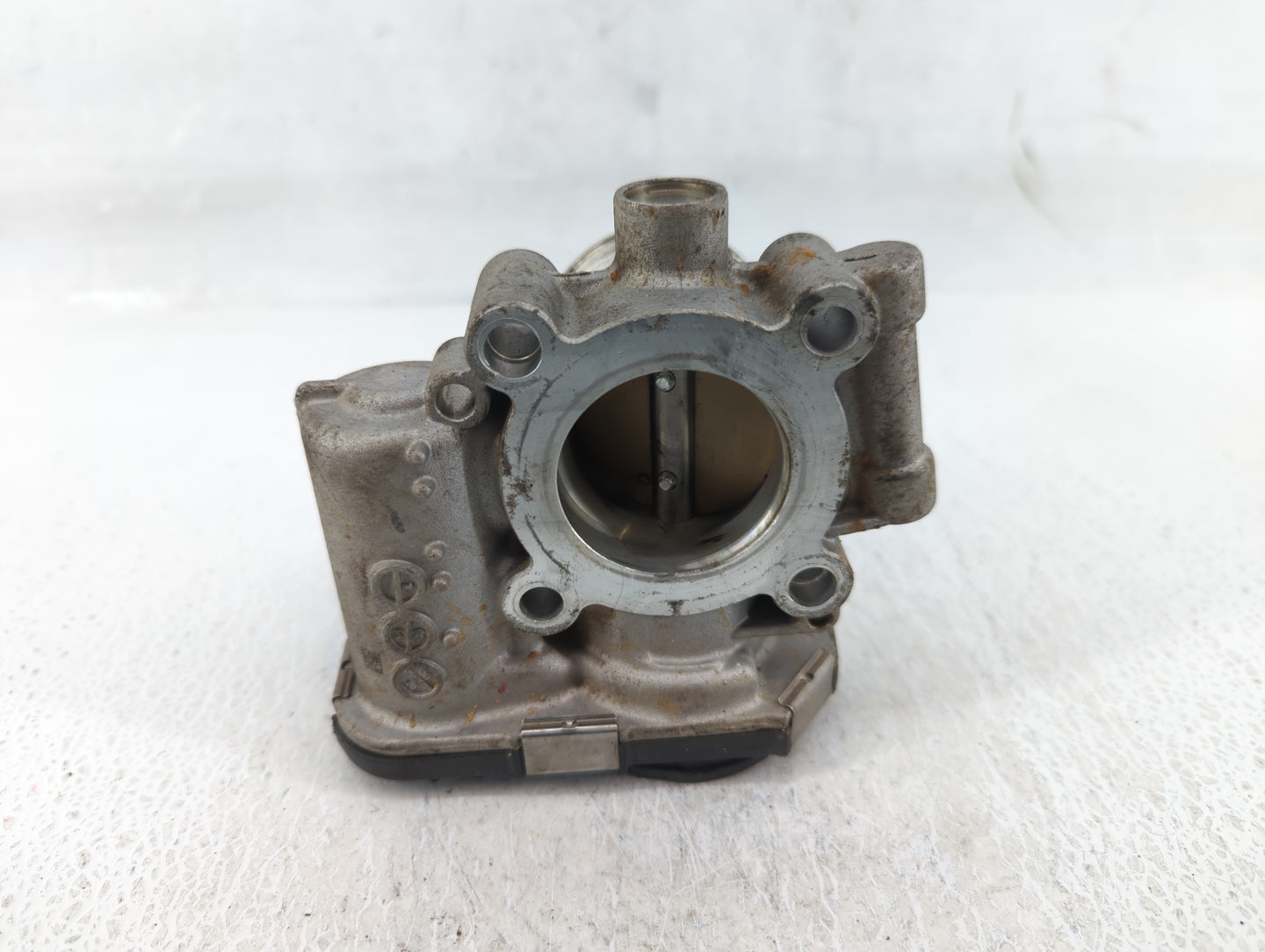 2013-2021 Chevrolet Trax Throttle Body P/N:55581662 Fits Fits 2011 2012 2013 2014 2015 2016 2017 2018 2019 2020 2021 OEM Use