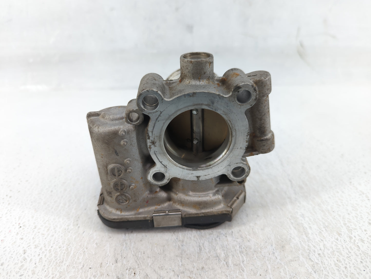 2013-2021 Chevrolet Trax Throttle Body P/N:55581662 Fits Fits 2011 2012 2013 2014 2015 2016 2017 2018 2019 2020 2021 OEM Use