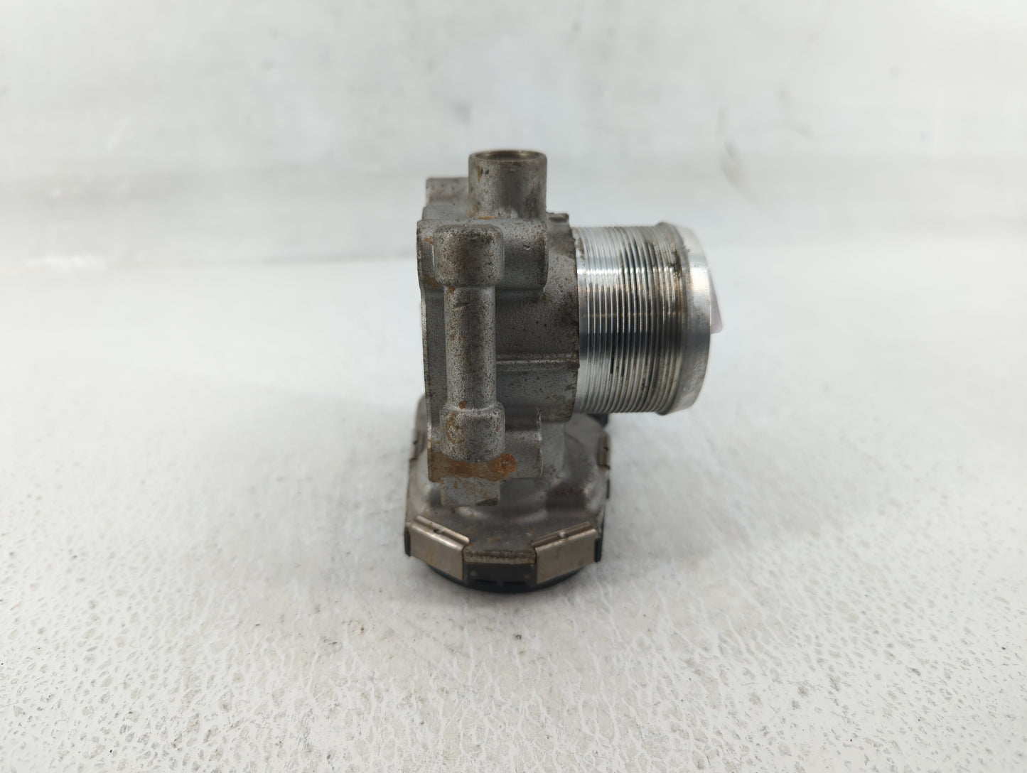 2013-2021 Chevrolet Trax Throttle Body P/N:55581662 Fits Fits 2011 2012 2013 2014 2015 2016 2017 2018 2019 2020 2021 OEM Use