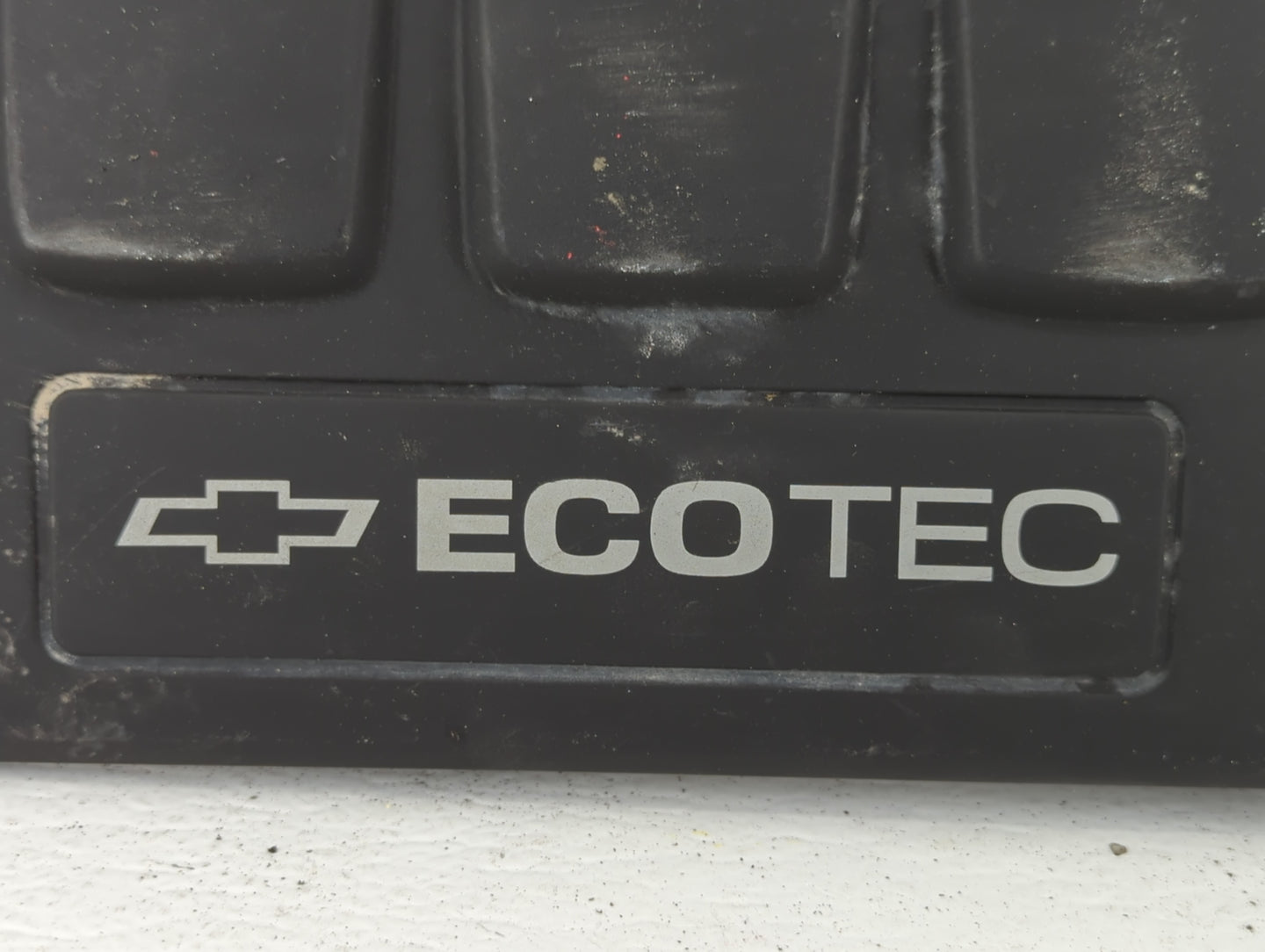 2015 Chevrolet Trax Engine Cover - Oemusedautoparts1.com