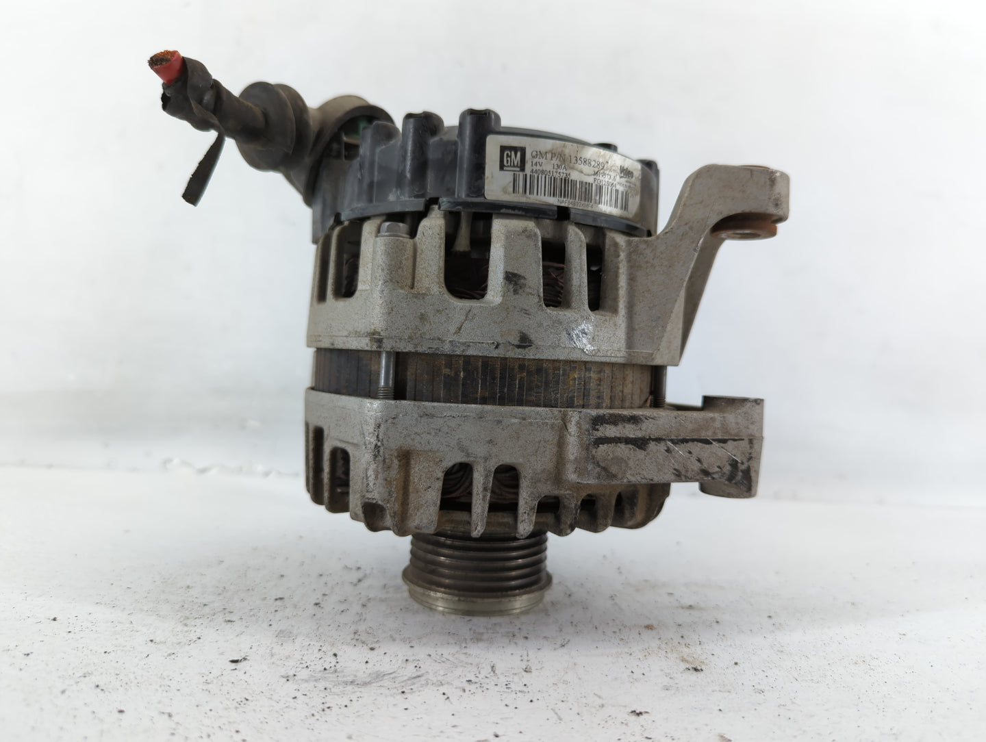 2013-2021 Chevrolet Trax Alternator Replacement Generator Charging Assembly Engine OEM P/N:13588289 Fits OEM Used Auto Parts