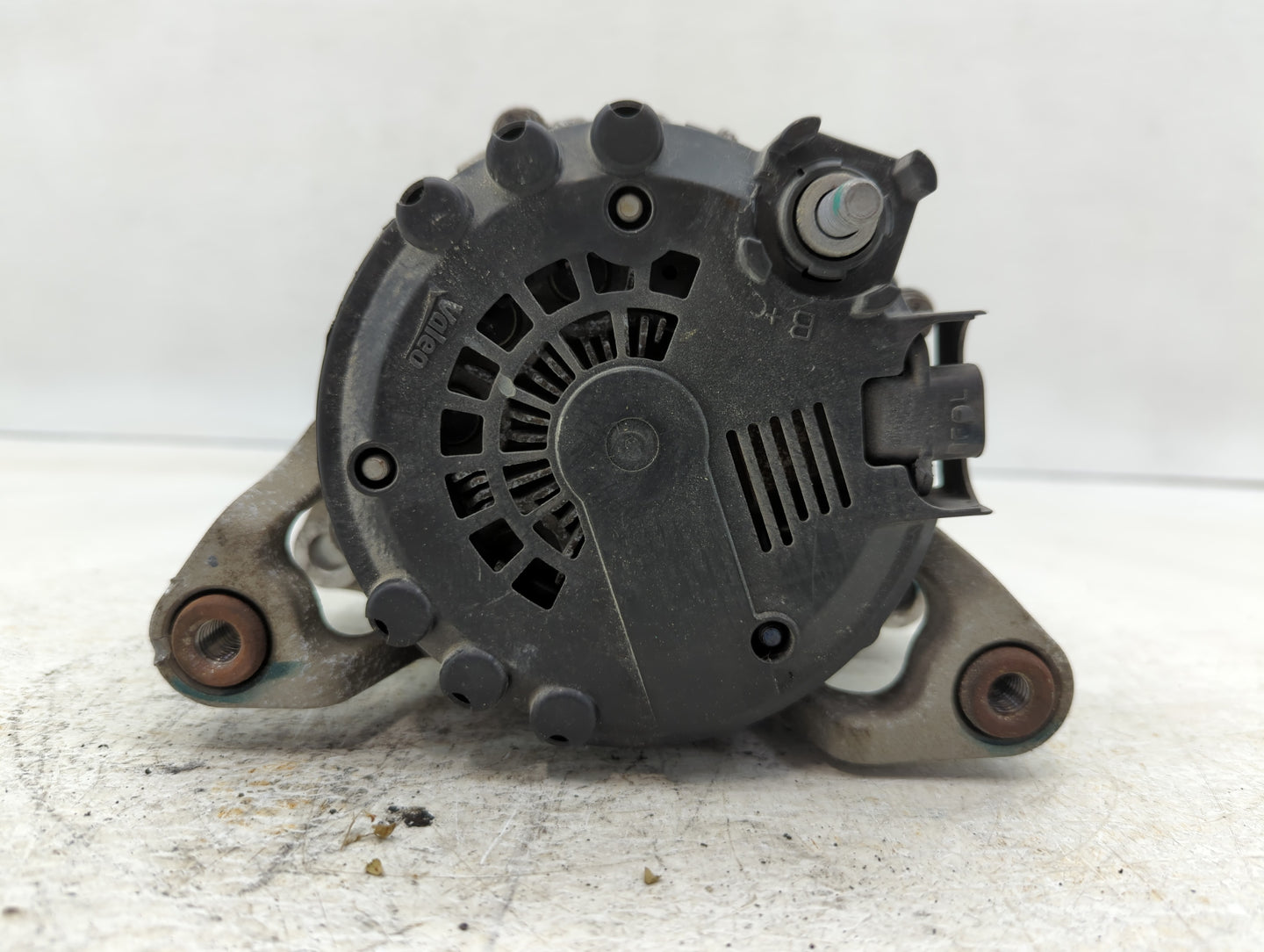 2013-2021 Chevrolet Trax Alternator Replacement Generator Charging Assembly Engine OEM P/N:13588289 Fits OEM Used Auto Parts