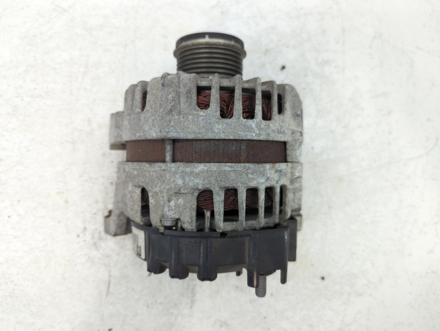 2013-2021 Chevrolet Trax Alternator Replacement Generator Charging Assembly Engine OEM P/N:13588289 Fits OEM Used Auto Parts