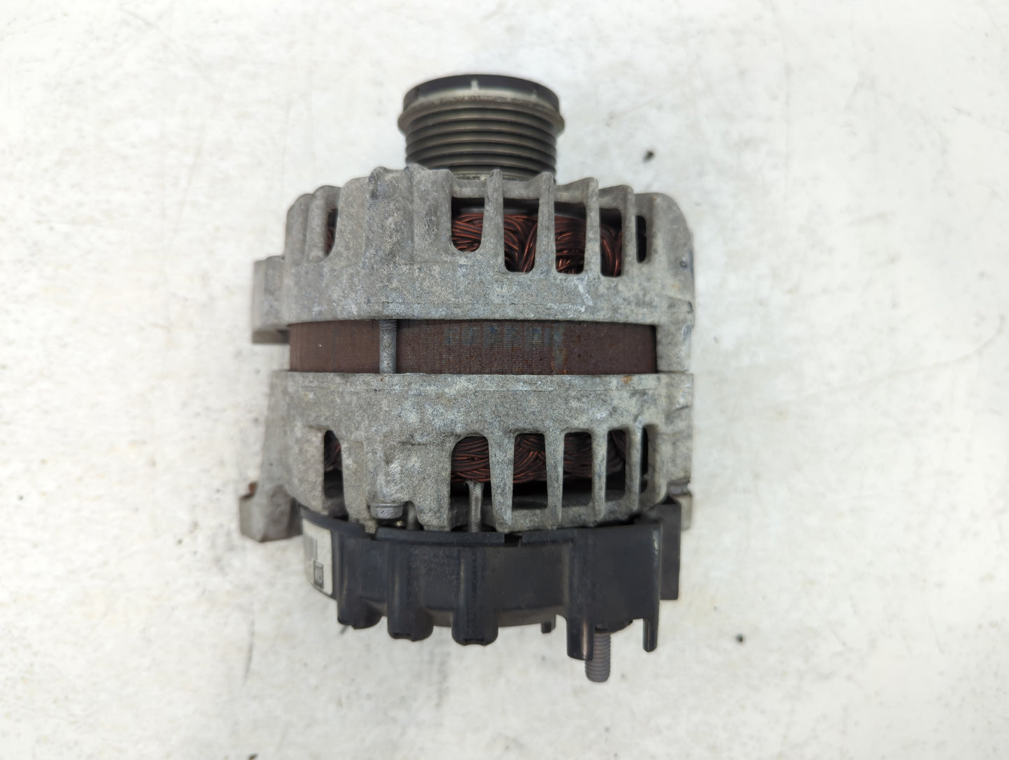 2013-2021 Chevrolet Trax Alternator Replacement Generator Charging Assembly Engine OEM P/N:13588289 Fits OEM Used Auto Parts