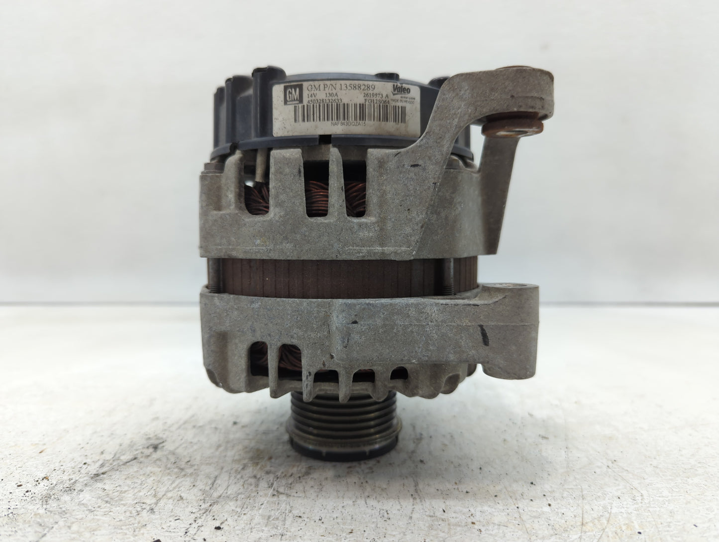 2013-2021 Chevrolet Trax Alternator Replacement Generator Charging Assembly Engine OEM P/N:13588289 Fits OEM Used Auto Parts