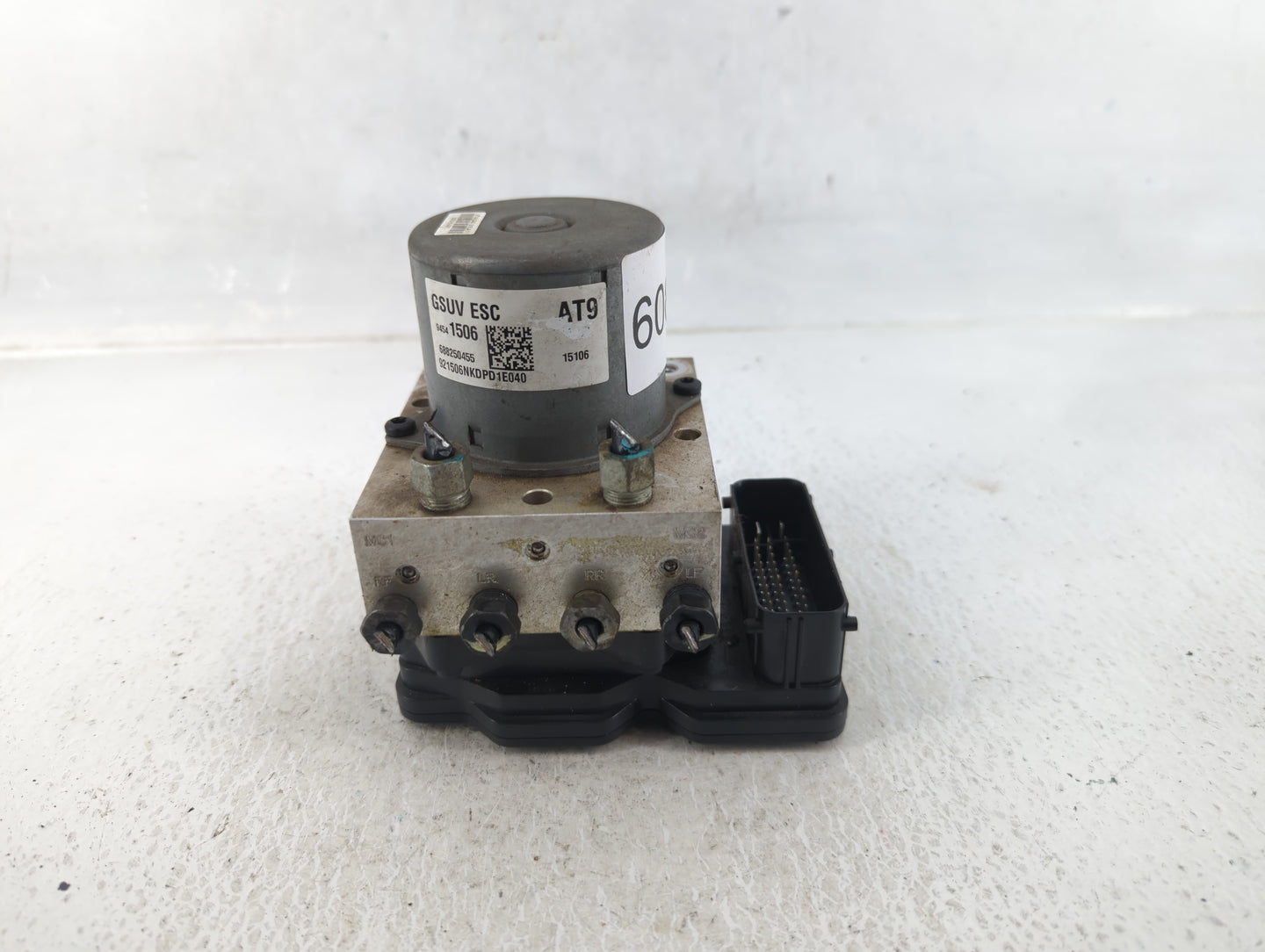 2015 Chevrolet Trax ABS Pump Control Module Replacement P/N:94541506 Fits OEM Used Auto Parts - Oemusedautoparts1.com