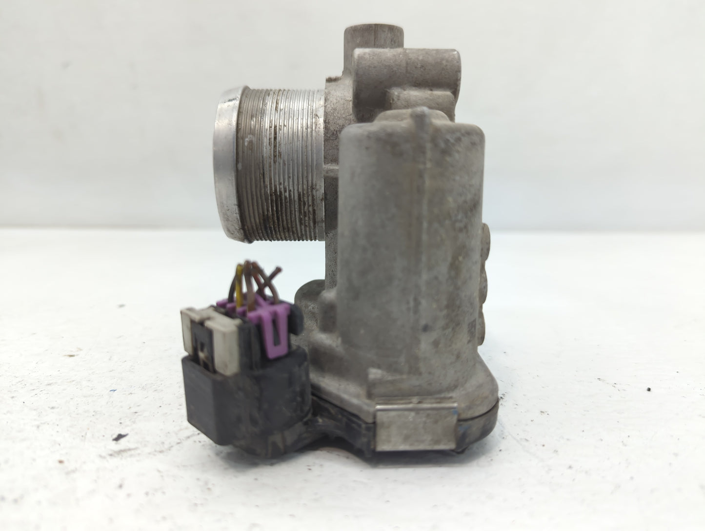 2013-2021 Chevrolet Trax Throttle Body P/N:55 581 662 Fits Fits 2011 2012 2013 2014 2015 2016 2017 2018 2019 2020 2021 OEM U