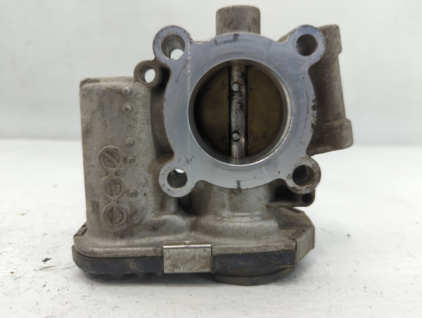 2013-2021 Chevrolet Trax Throttle Body P/N:55 581 662 Fits Fits 2011 2012 2013 2014 2015 2016 2017 2018 2019 2020 2021 OEM U