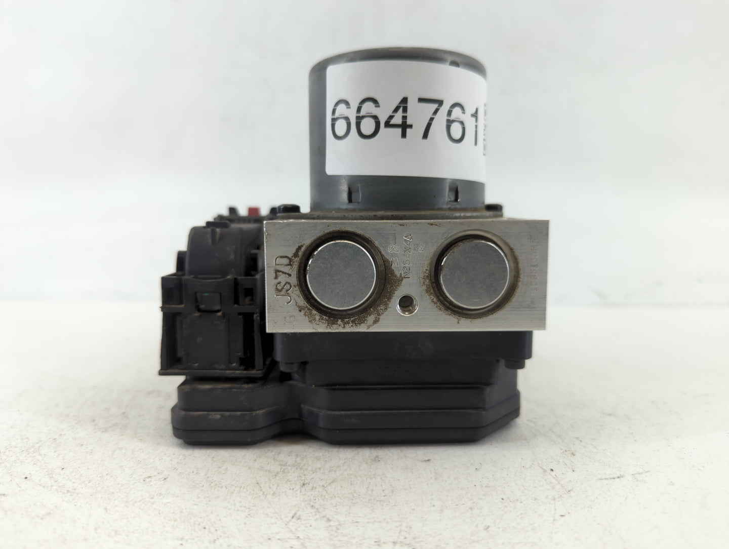 2015 Chevrolet Trax ABS Pump Control Module Replacement P/N:94541506 Fits OEM Used Auto Parts - Oemusedautoparts1.com
