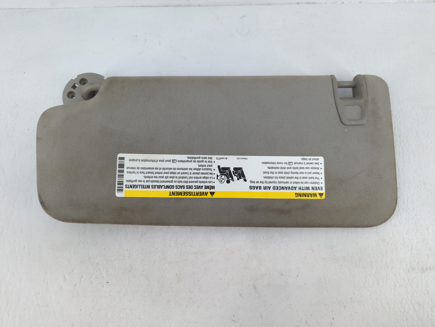 2015-2016 Chevrolet Trax Sun Visor Shade Replacement Passenger Right Mirror Fits Fits 2015 2016 OEM Used Auto Parts - Oemuse