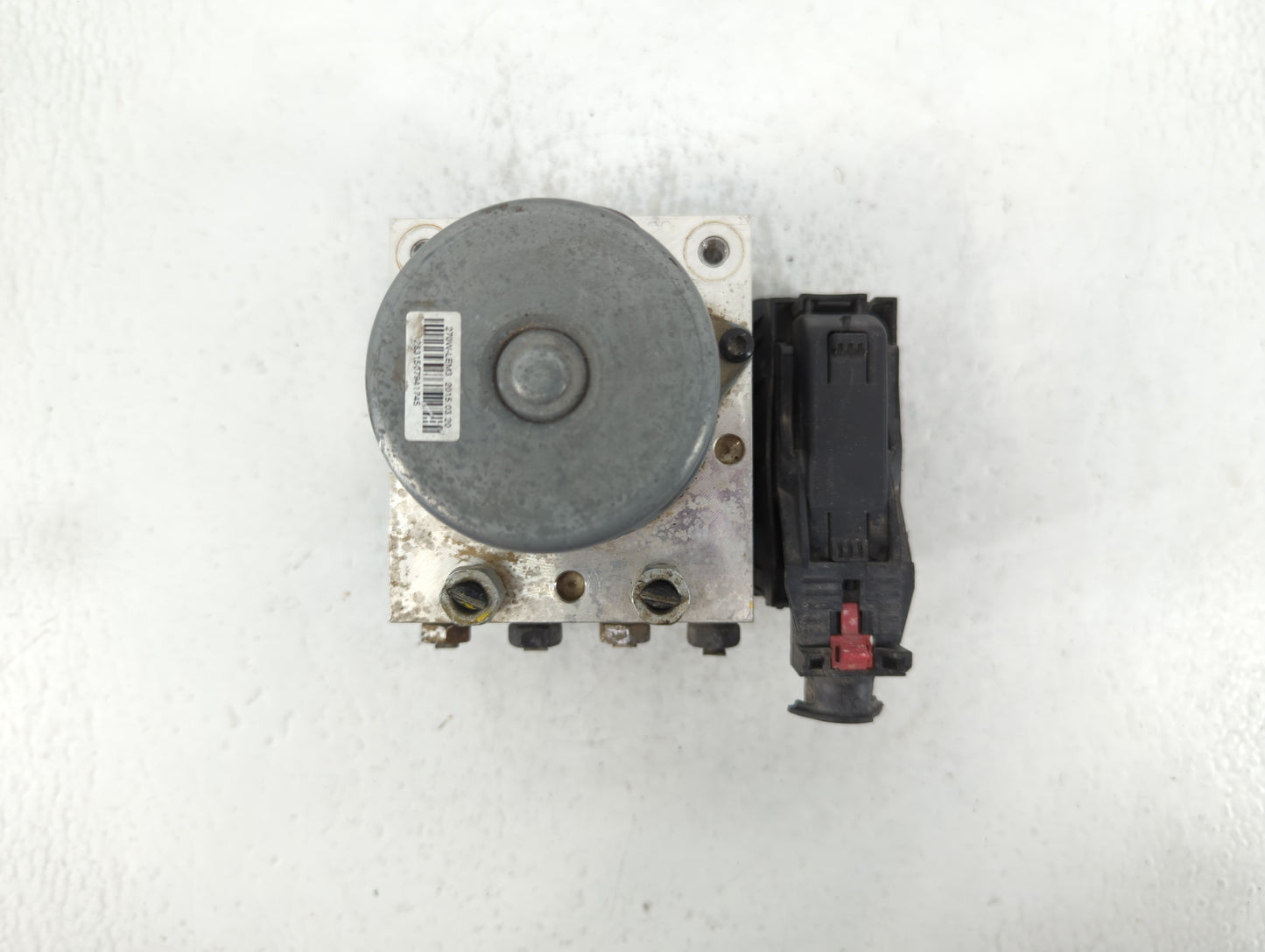 2015 Chevrolet Trax ABS Pump Control Module Replacement P/N:04541506 Fits OEM Used Auto Parts - Oemusedautoparts1.com